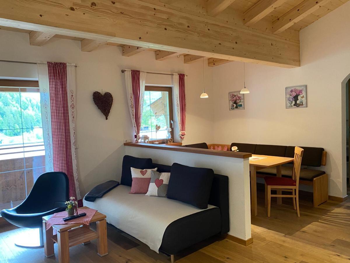 Bed and Breakfast Trixlhof à Sankt Ulrich am Pillersee Extérieur photo