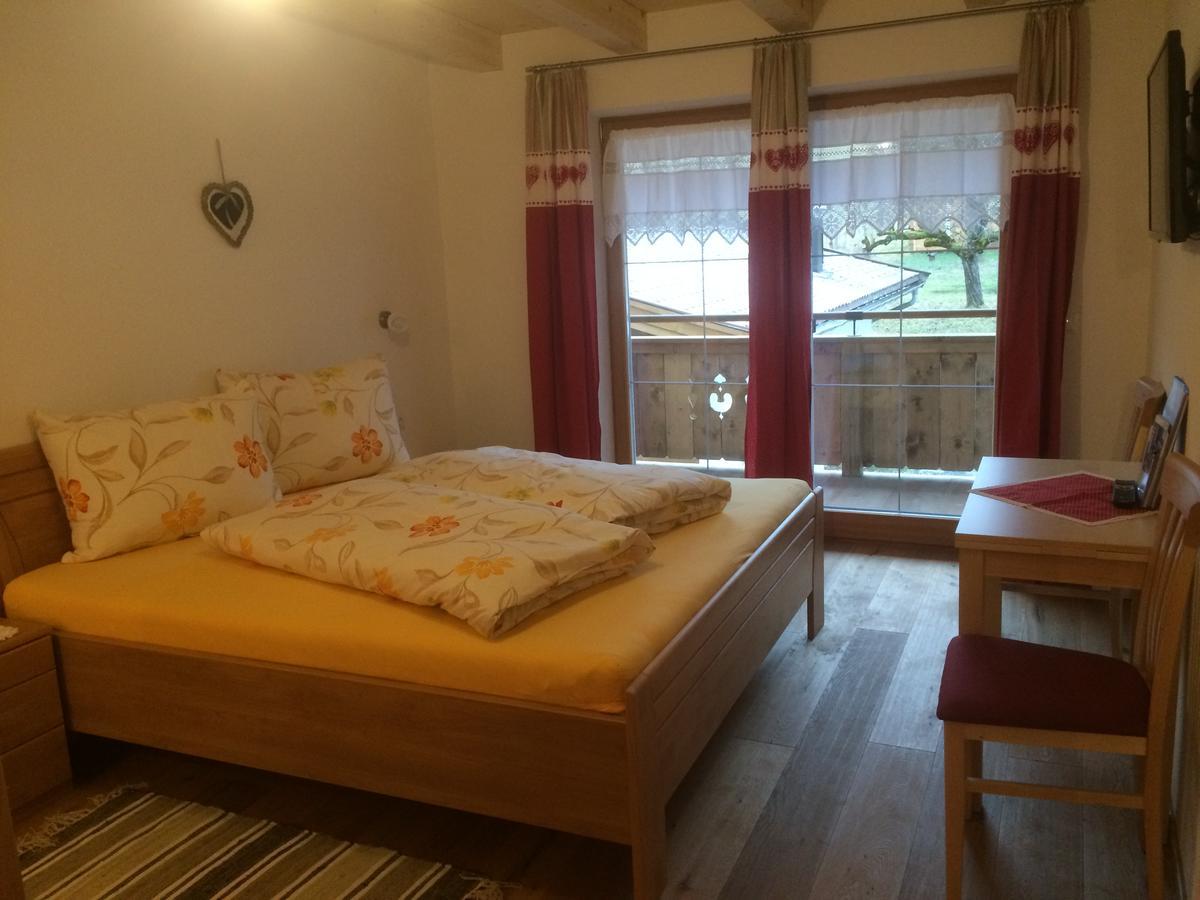 Bed and Breakfast Trixlhof à Sankt Ulrich am Pillersee Extérieur photo