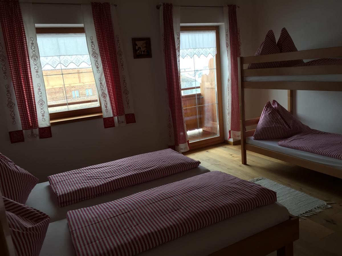 Bed and Breakfast Trixlhof à Sankt Ulrich am Pillersee Extérieur photo